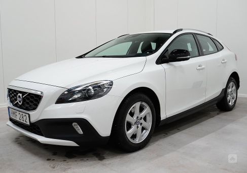 Volvo V40 Cross Country, 2015