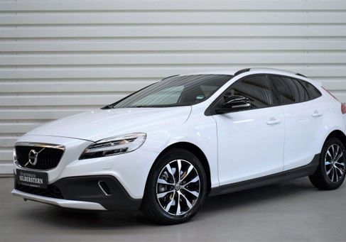 Volvo V40, 2019