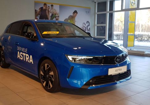 Opel Astra, 2022