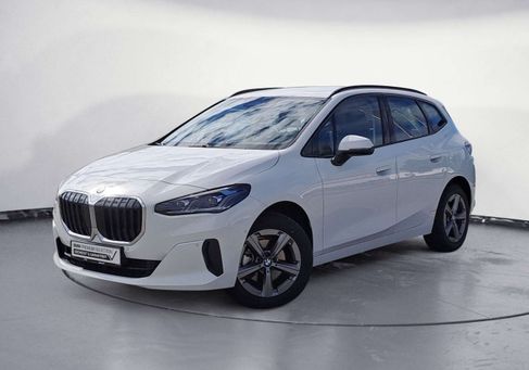 BMW 220, 2025 2