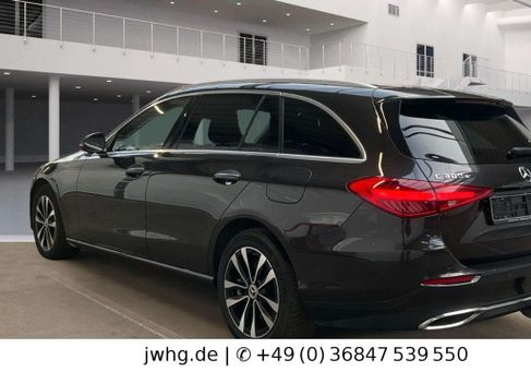 Mercedes-Benz C 300, 2022