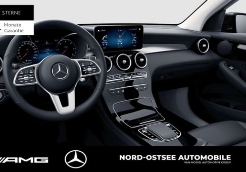 Mercedes-Benz GLC 200, 2021