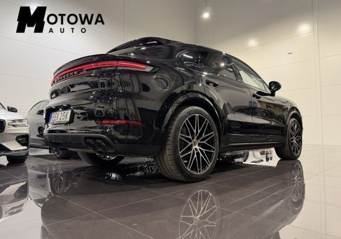 Porsche Cayenne, 2025