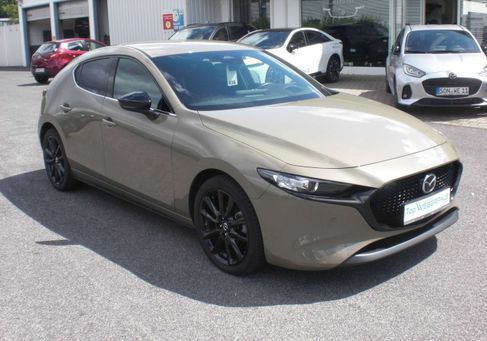 Mazda 3, 2024