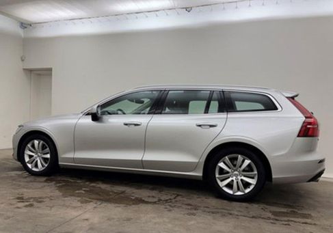 Volvo V60, 2021