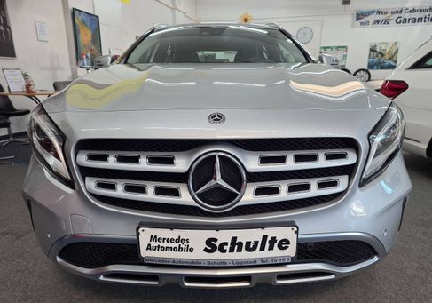 Mercedes-Benz GLA 180, 2018