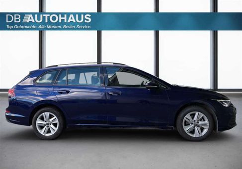 Volkswagen Golf, 2024