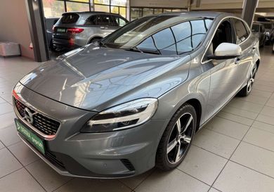 Volvo V40, 2018