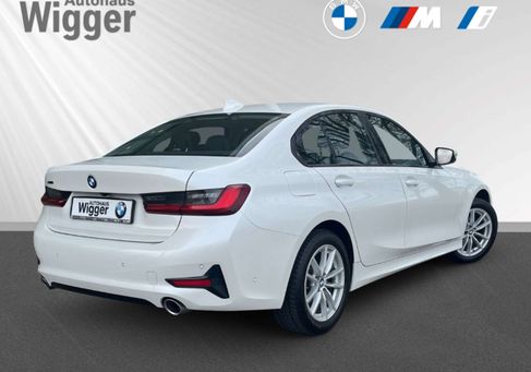 BMW 320, 2021