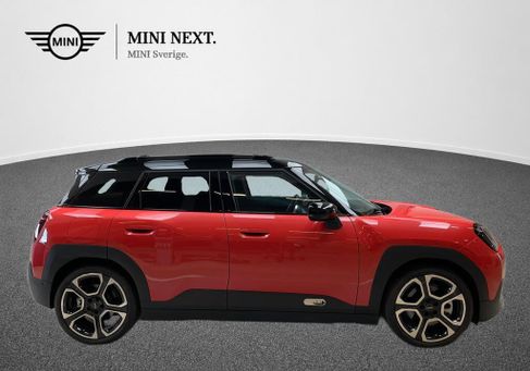 MINI, 2025