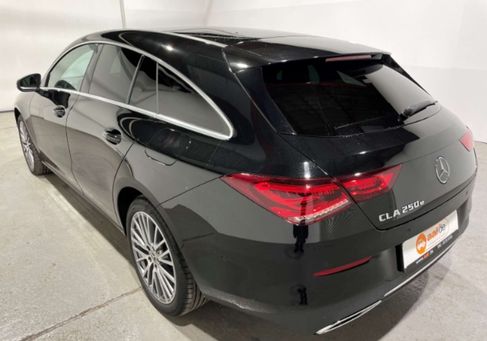 Mercedes-Benz CLA 250, 2022