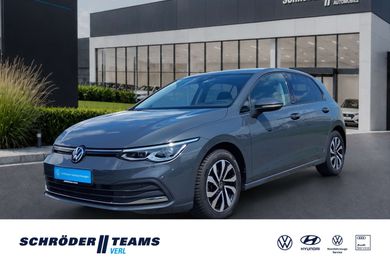 Volkswagen Golf, 2023