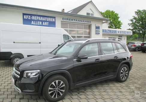 Mercedes-Benz GLB 180, 2022