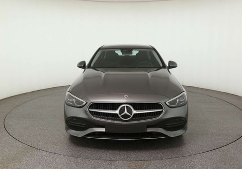 Mercedes-Benz C 180, 2022