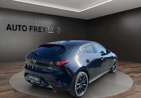 Mazda 3, 2024