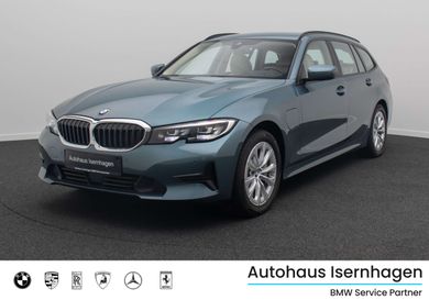 BMW 330, 2021