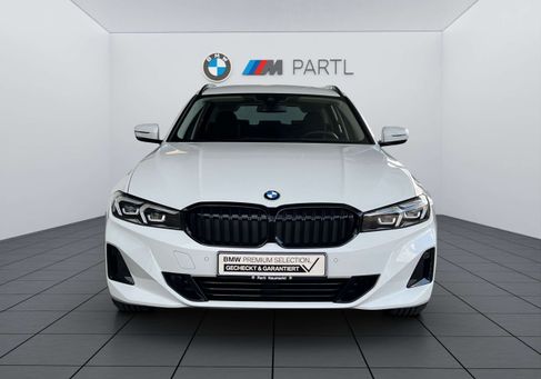 BMW 318, 2024