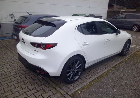 Mazda 3, 2025