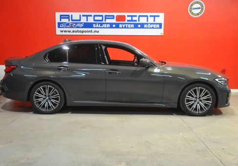 BMW 330, 2020