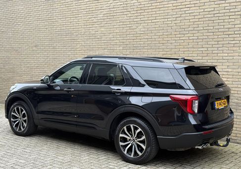 Ford Explorer, 2023