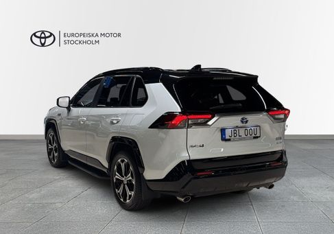 Toyota RAV 4, 2024 2