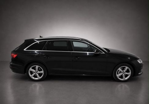 Audi A4, 2022