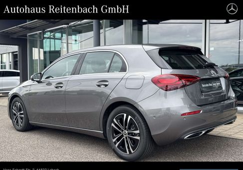 Mercedes-Benz A 180, 2025