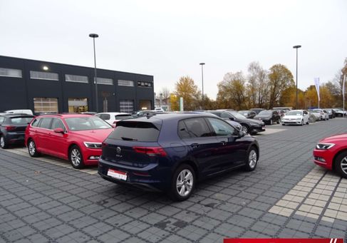 Volkswagen Golf, 2021 3