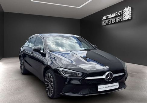 Mercedes-Benz CLA 250, 2022