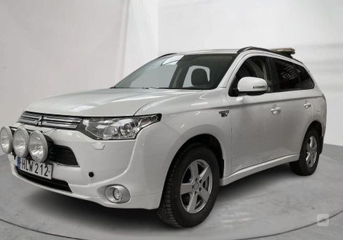 Mitsubishi Outlander, 2014