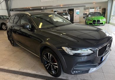 Volvo V90 Cross Country, 2018