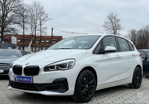 BMW 225, 2019