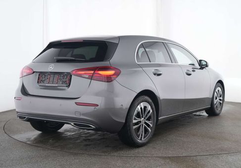 Mercedes-Benz A 200, 2025 3