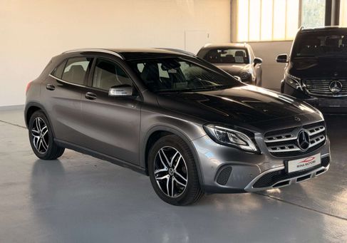 Mercedes-Benz GLA 180, 2018 3