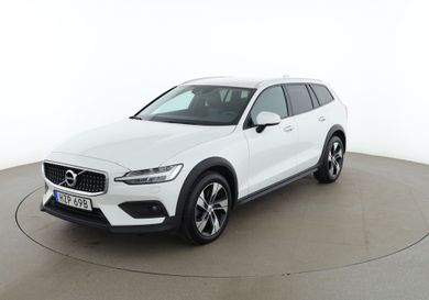 Volvo V60 Cross Country, 2021