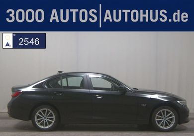 BMW 330, 2021