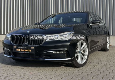 BMW 730, 2017