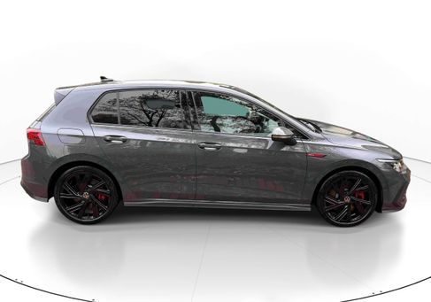 Volkswagen Golf, 2023 2