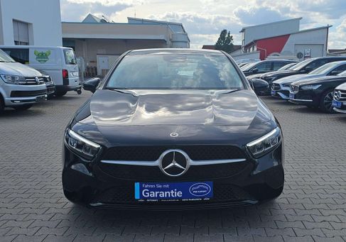 Mercedes-Benz A 180, 2025