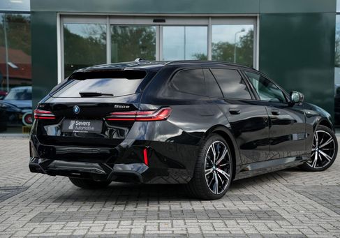 BMW 550, 2025