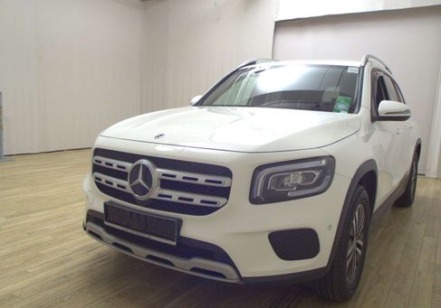 Mercedes-Benz GLB 200, 2021