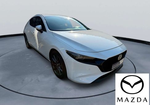 Mazda 3, 2022