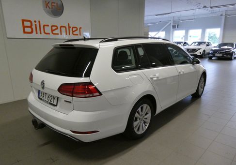 Volkswagen Golf, 2019 3