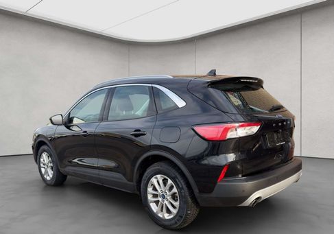 Ford Kuga, 2022