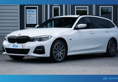 BMW 330, 2022