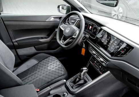 Volkswagen Polo, 2025 3