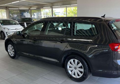 Volkswagen Passat Variant, 2023 3