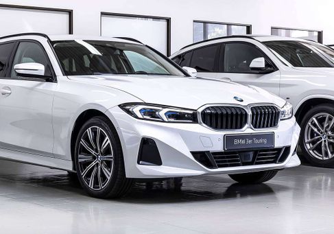 BMW 320, 2023 3