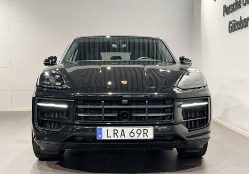 Porsche Cayenne, 2025 3