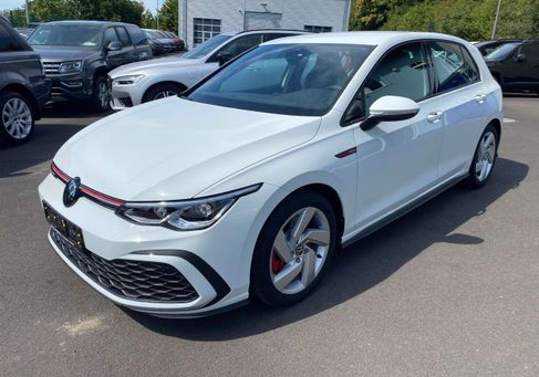 Volkswagen Golf, 2025 2